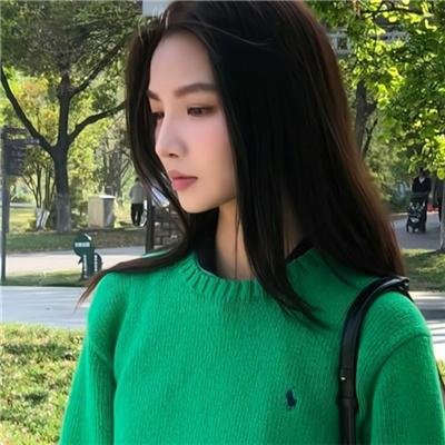 黑色丽人